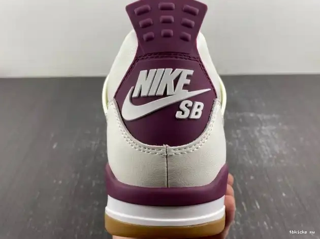 Cheap TB Red SB Jordan Sapphire DR5415-102 4 x 0607